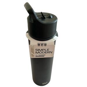 Simple Modern Black Water Bottle BRAND NEW